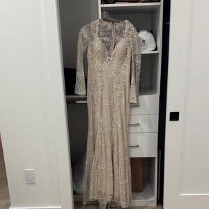 Elegant Lace Long Sleeve Dress